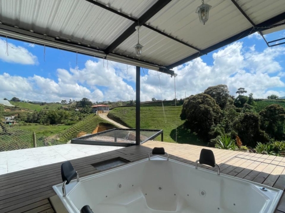 Finca for Sale Marinilla Las Mercedes – Near Park