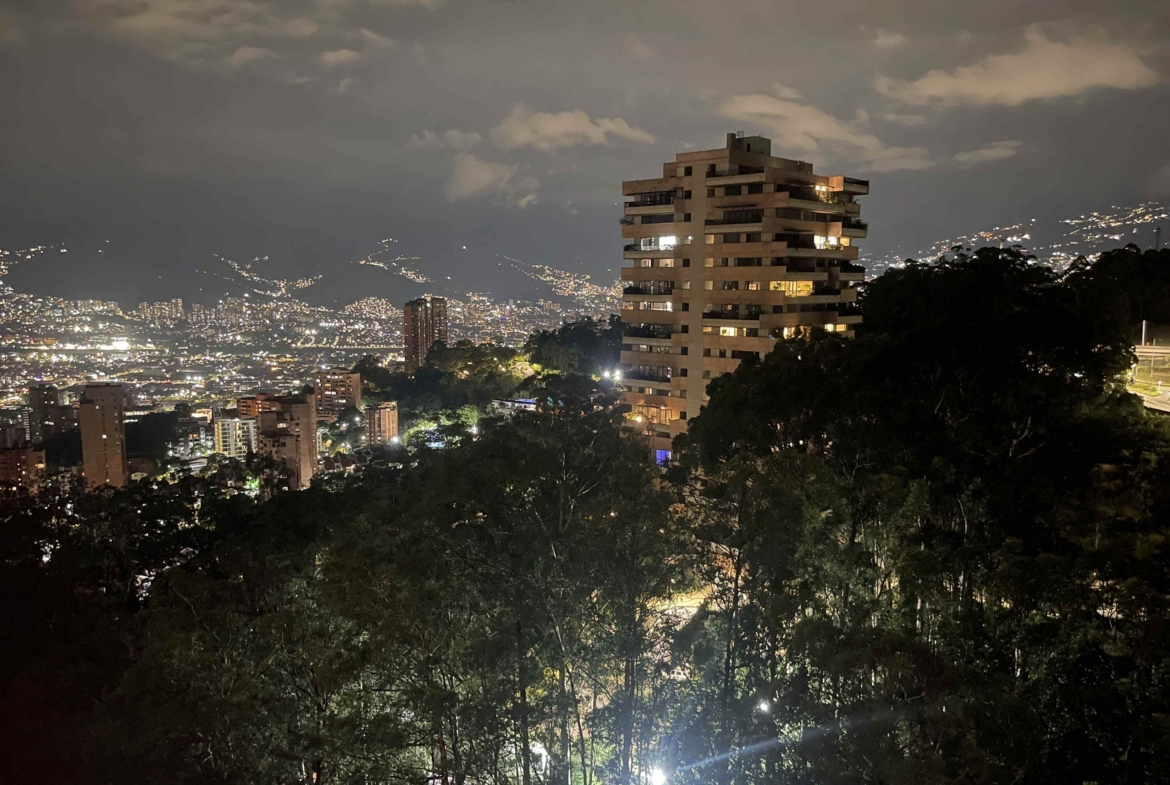 Excellent Apartment for Sale in El Poblado