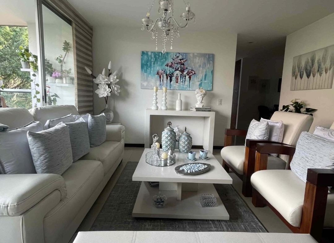 Beautiful Apartment in El Poblado: Exclusivity and Comfort