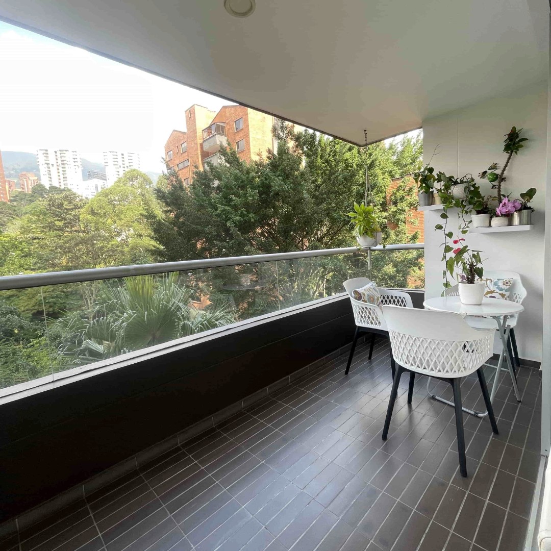 Beautiful Apartment in El Poblado: Exclusivity and Comfort
