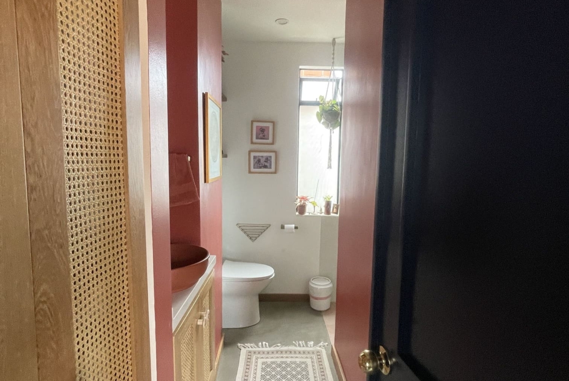 Spacious Duplex Apartment in El Poblado