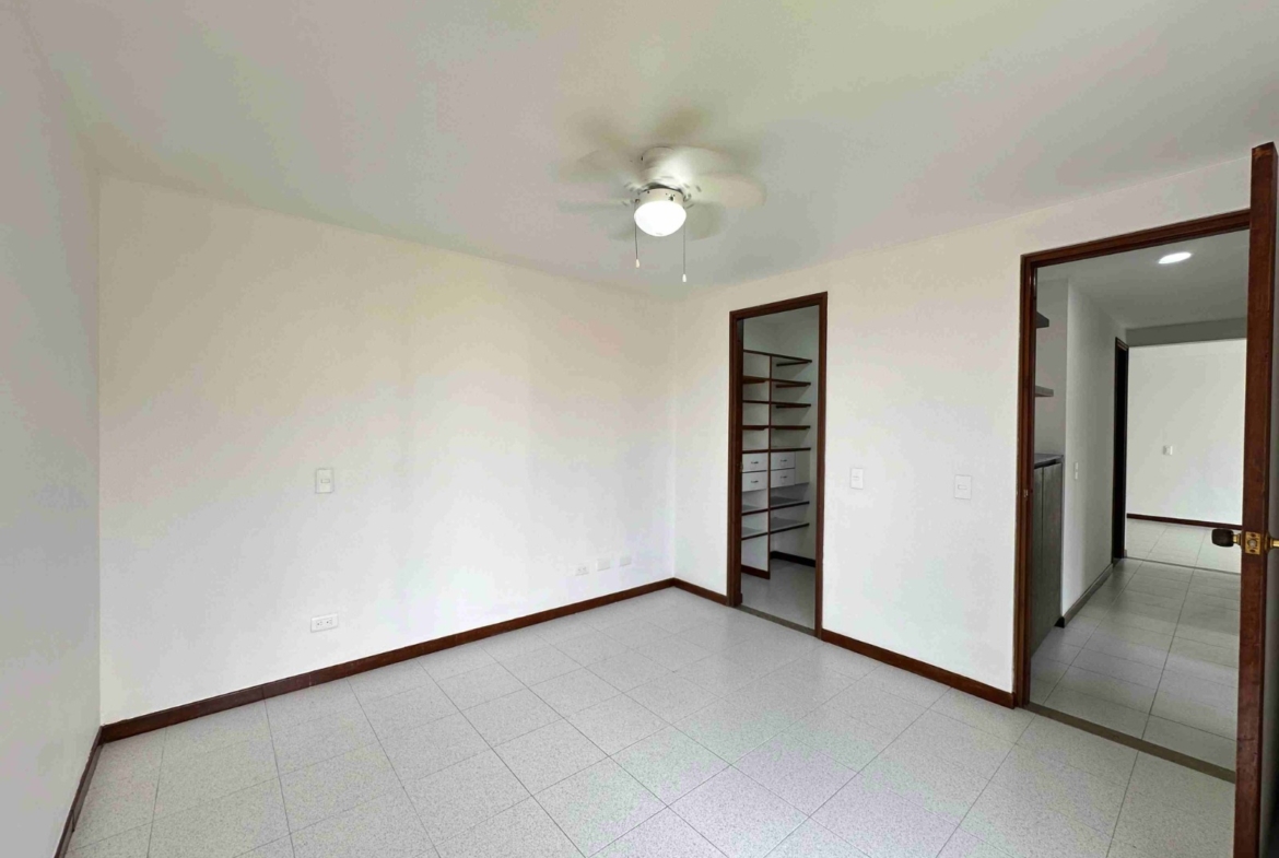 Apartment for Sale/Rent in El Poblado — 89 m²