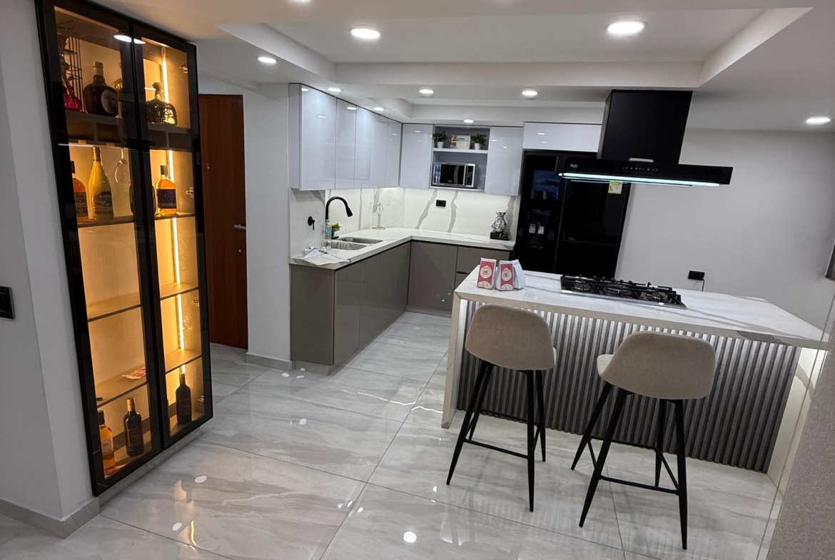 Modern Apartment for Sale in Belén13th Floor, 180° View
