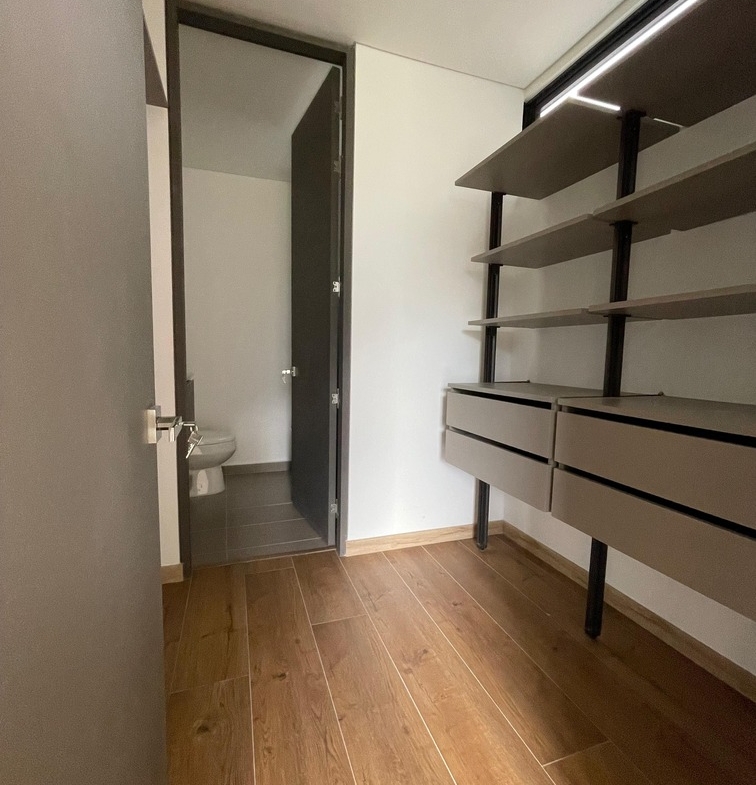 Apartment for Sale in Las Palmas El Poblado