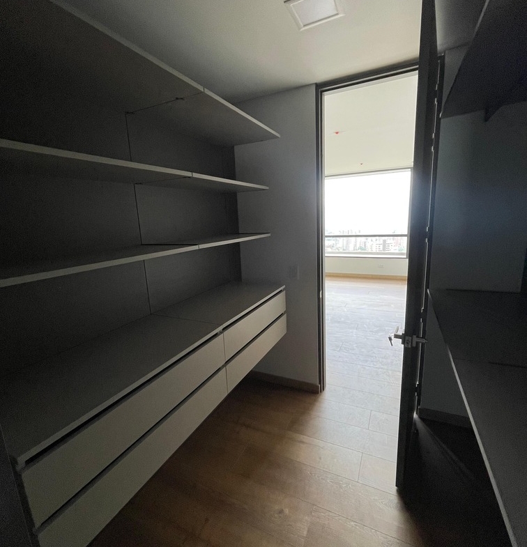 Apartment for Sale in Las Palmas El Poblado