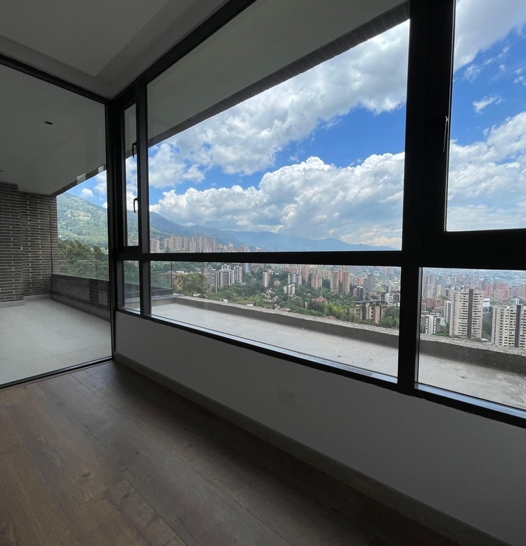 Apartment for Sale in Las Palmas El Poblado