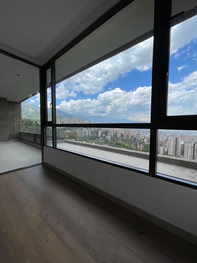 Apartment for Sale in Las Palmas El Poblado