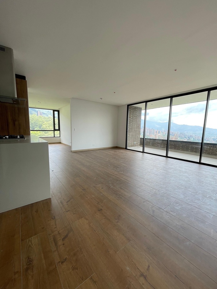 Apartment for Sale in Las Palmas El Poblado