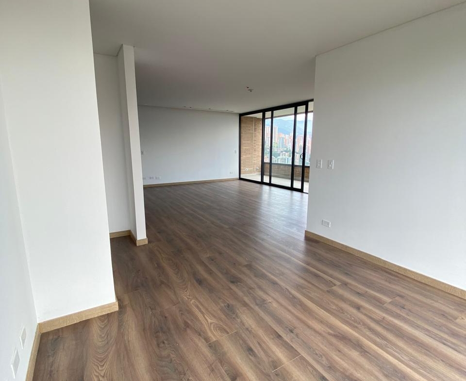 Modern Apartment for Sale in Las Palmas El Poblado