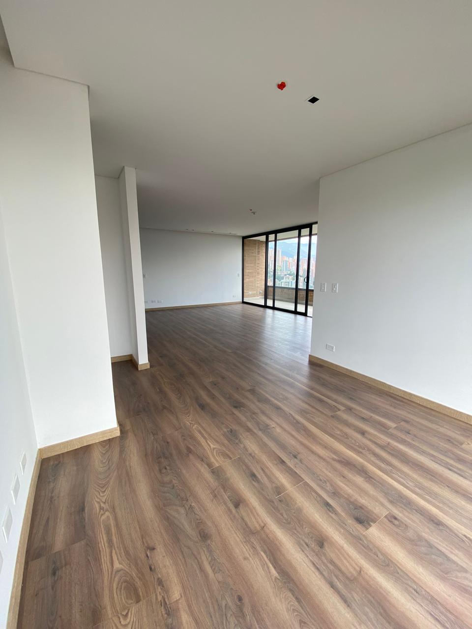 Modern Apartment for Sale in Las Palmas El Poblado