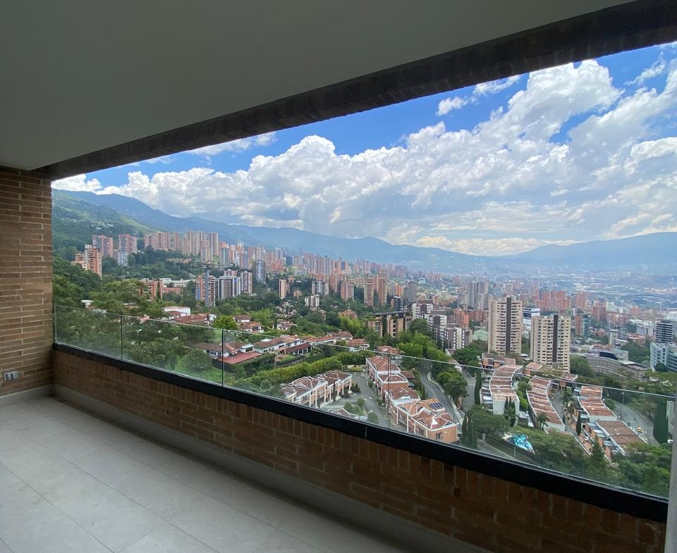 Modern Apartment for Sale in Las Palmas El Poblado