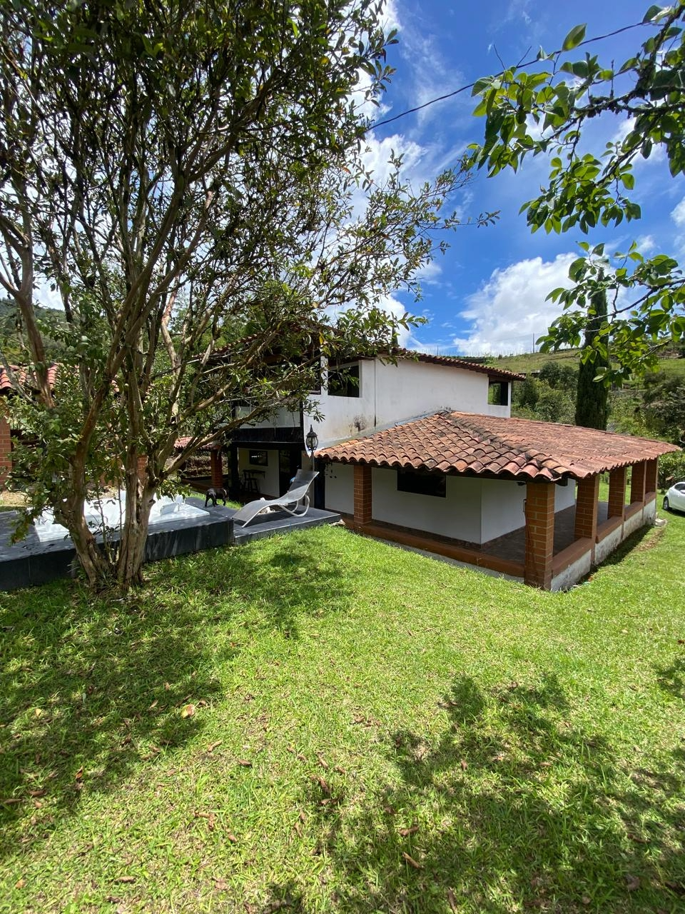 Sin título (80) Finca for Sale Marinilla Antioquia with Jacuzzi and Recreational Areas