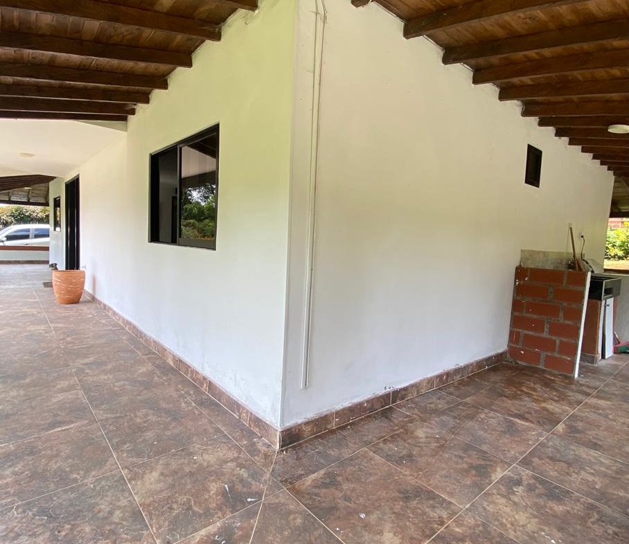 WhatsApp Image 2025-10-12 at 9.11.30 PM Finca for Sale Marinilla Antioquia with Jacuzzi and Recreational Areas