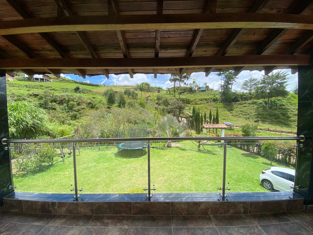 WhatsApp Image 2025-10-12 at 9.11.35 PM (2) Finca for Sale Marinilla Antioquia with Jacuzzi and Recreational Areas