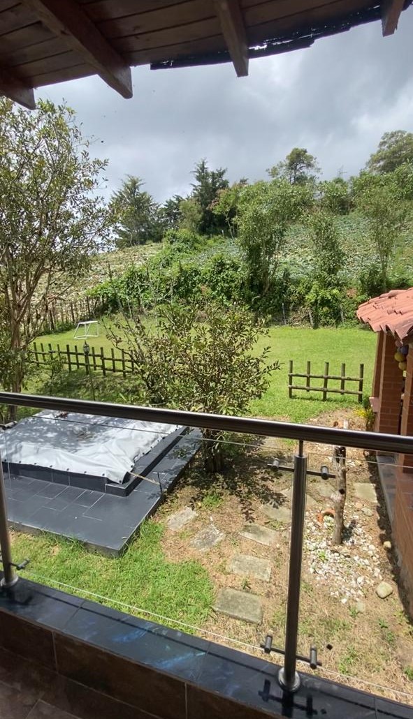 WhatsApp Image 2025-10-14 at 3.12.19 PM (1) Finca for Sale Marinilla Antioquia with Jacuzzi and Recreational Areas