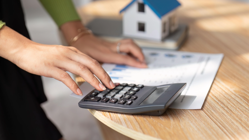 capital gains tax property sale Colombia